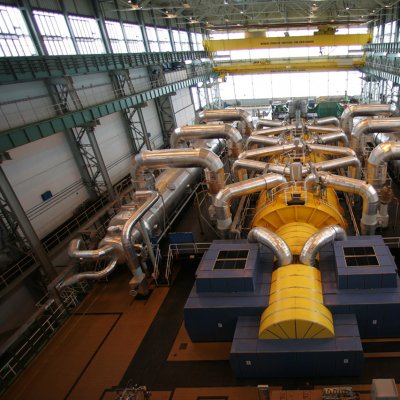 Parní turbína z Jaderné elektrárny Temelín se třemi nízkotlakými díly je typickým představitelem turbín na sytou páru (Zdroj: ČEZ, a. s.)