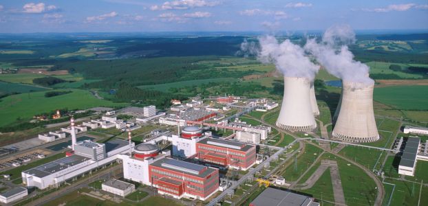 Areál jaderné elektrárny Temelín nedaleko Českých Budějovic (Zdroj: ČEZ, a. s.)