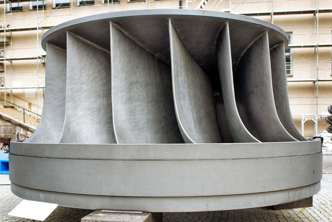Oběžné kolo Francisovy turbíny (Zdroj: © Sergei / stock.adobe.com)