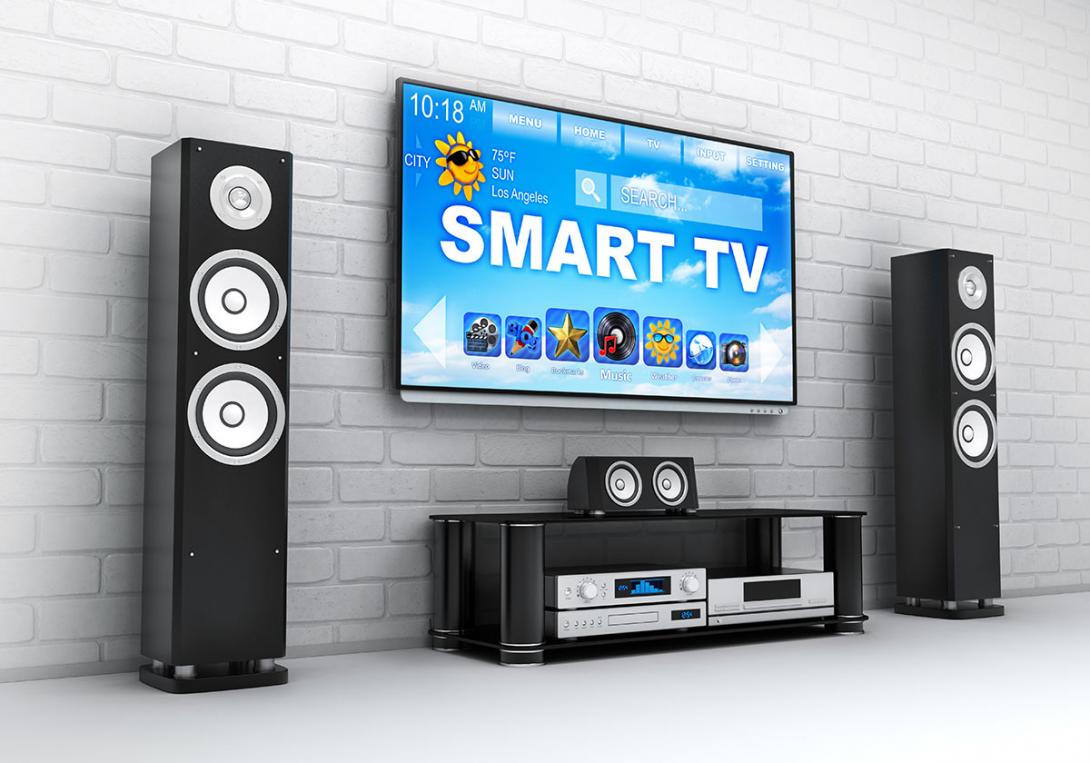 Chytrá centra jednoduše vytvoří smart televizi s velkým výběrem zábavného a informačního obsahu i z obyčejné LCD televize (Zdroj: © Vlad Kochelaevskiy / stock.adobe.com)