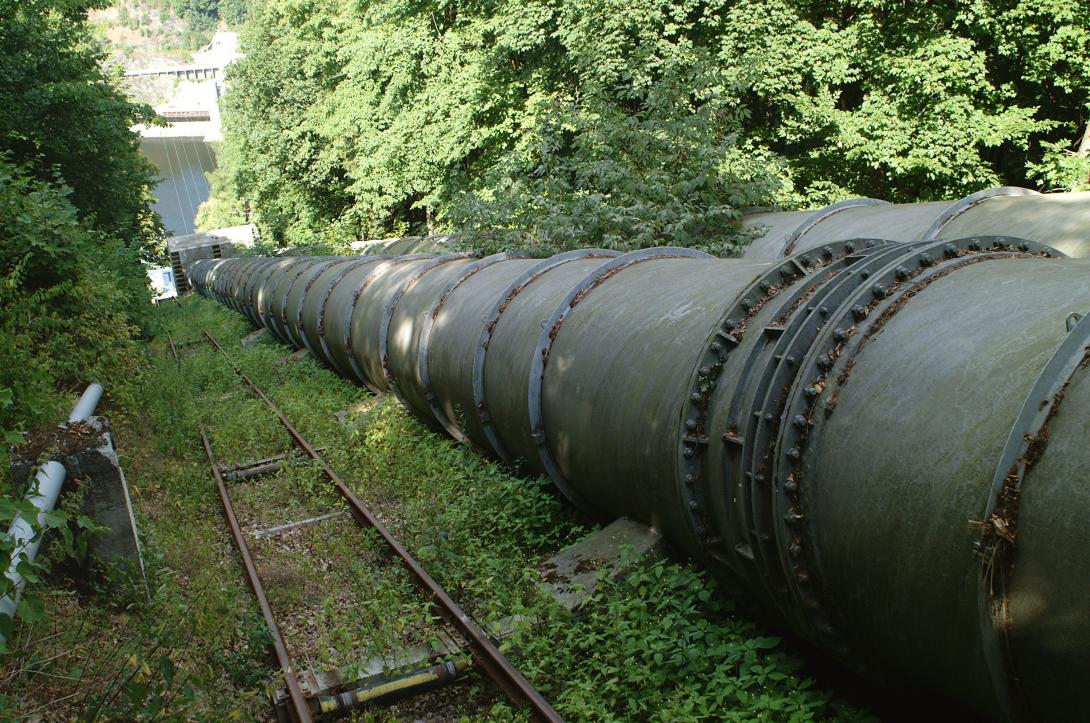 Původní ocelové potrubí tlakových přivaděčů přečerpávací elektrárny Štěchovice II (Zdroj: ČEZ, a. s.)
