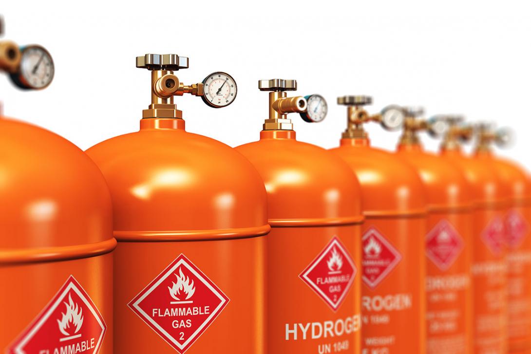 Tlakové láhve se v průmyslu používají na transport vodíku v menších množstvích (Zdroj: © Scanrail / stock.adobe.com)