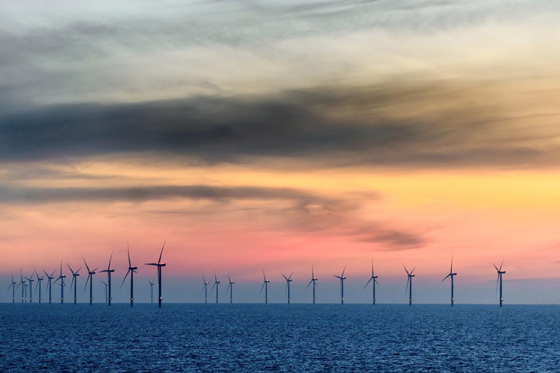 Větrná farma Hornsea se nachází v Severním moři 120 km od východního pobřeží Anglie (Zdroj: © Arild / stock.adobe.com)