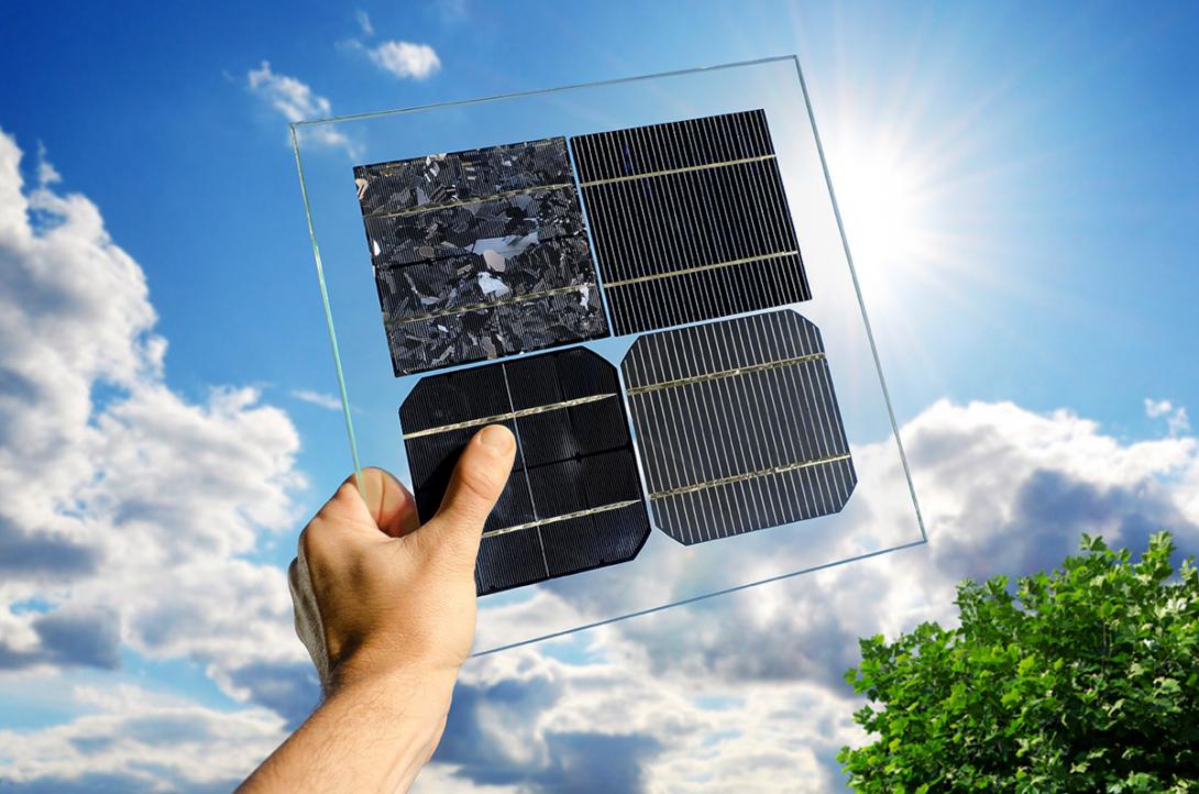 Fotovoltaické články se většinou vyrábí z jednolitého krystalu křemíku nebo z lisovaného ingotu odřezků křemíkových krystalů (Zdroj: © Petair / stock.adobe.com)