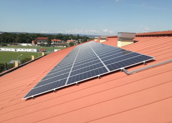 Stovka fotovoltaických panelů pro Prostějov. Město si vyrábí vlastní ekologickou elektřinu. 