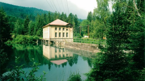 Malá vodní elektrárna Černé jezero