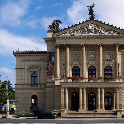 Investice do úsporných opatření v budově Státní opery v Praze dosáhly 33 mil. Kč, s průměrnou roční úsporou nákladů 3,4 mil. Kč (Zdroj: © Enesa.cz)