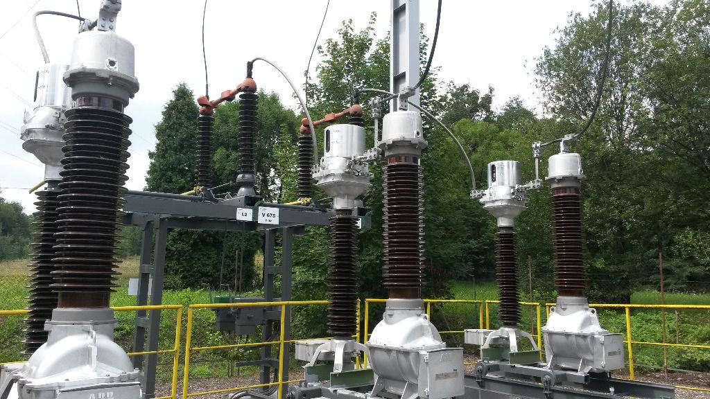 Nové přístrojové transformátory proudu a napětí pro napěťovou úroveň 110 kV jsou kalibrovány a použity i k fakturačnímu měření (Zdroj: ČEZ, a. s.)