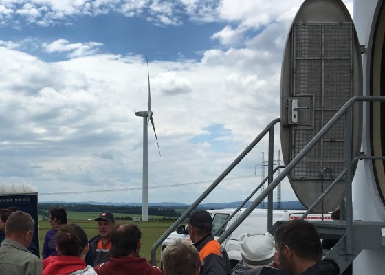 Moderní větrné elektrárny u Věžnic na Vysočině otevírají už tuto sobotu!